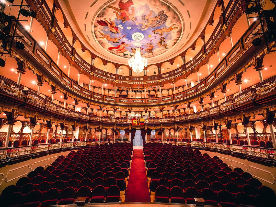 Teatro Adolfo Mejía